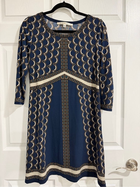 Max Studio Dresses & Skirts - Max Studio Blue and Beige Geometric Midi Dress